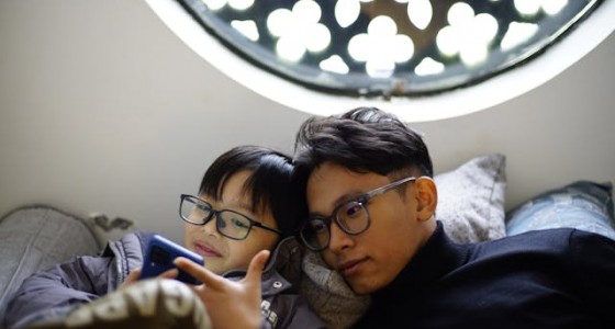 Should Kids Wear Blue Light Glasses? Understanding the Benefits for Children