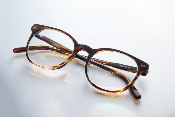 The Benefits of Blue Light Eyewear: Protect Your Eyes in the Digital Age The Benefits of Blue Light Eyewear: Protect Your Eyes in the Digital Age
