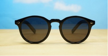 Essence Polarised