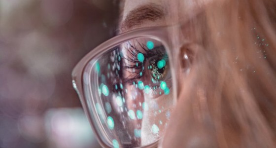 Blue Light Blocking Glasses: A Trendy Way to Reduce Digital Eye Strain