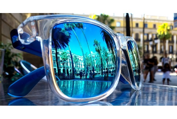 Why Wearing Sunglasses is a Good Idea Why Wearing Sunglasses is a Good Idea