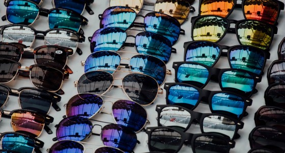 How Many Pairs of Sunglasses Are Sold Each Year? Discover the Mind-Blowing Figures