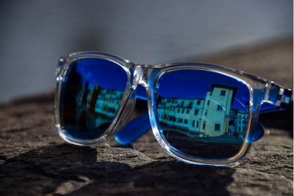 Unlocking the Magic of Polarized Sunglasses
