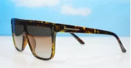  iPOP Jordan SD flat top polarised sunnies in shiny black with super dark lenses