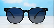 Large round women's polarised sunglasses in TR frames — Sloan by iPOP