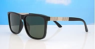  iPOP Leo men's flat top polarised sunnies in with metal temple detail