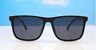  iPOP Leo men's flat top polarised sunnies in with metal temple detail
