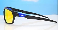  iPOP Bullet angular wrap polarised sunnies in matte black with blue mirror lenses