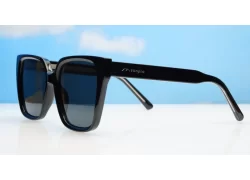 Iconic - Black