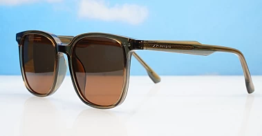 Avery Polarised