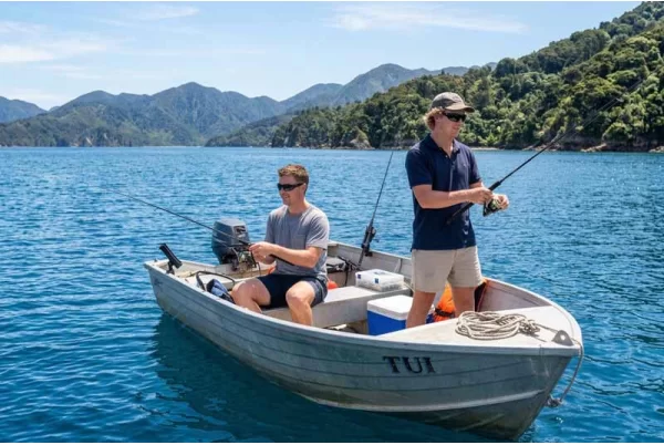 Polarised Sunglasses for Fishing and Boating in NZ - Do They Actually Make a Difference?