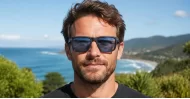 Men's UV400 squared sunglasses in matte finish with inner core wire temples