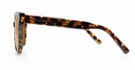Vintage tortoise shell UV400 sunglasses with classic brown lenses