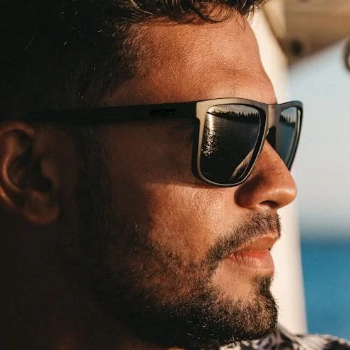 man wearing ipop mens sunglasses in NZ