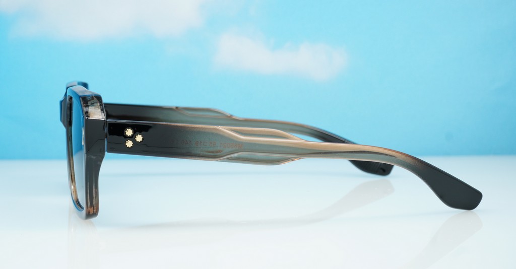 Riley Mens UV Sunglasses
