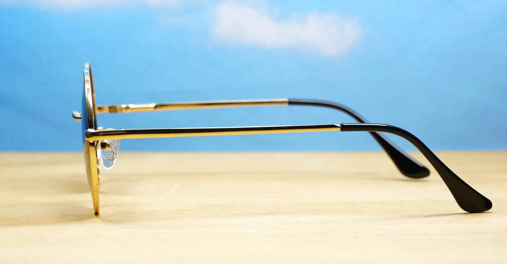 Moby Mens UV Polarised Sunglasses