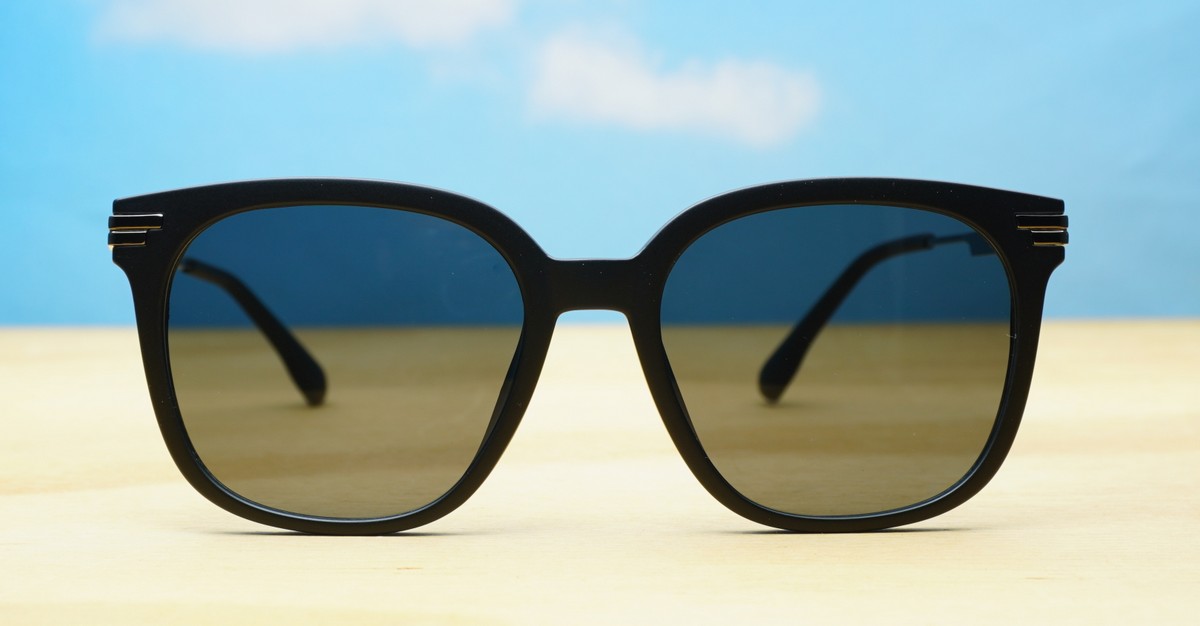 NZ-Sunglasses-with-UV-protection-192100026551