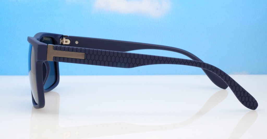 Mariner flat top polarised sunglasses textured temples metal detailing super dark lenses