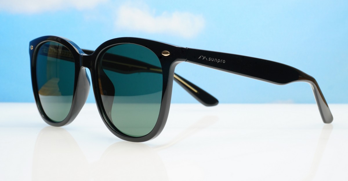 Kiri large round black polarised sunglasses G15 lenses oversized frame
