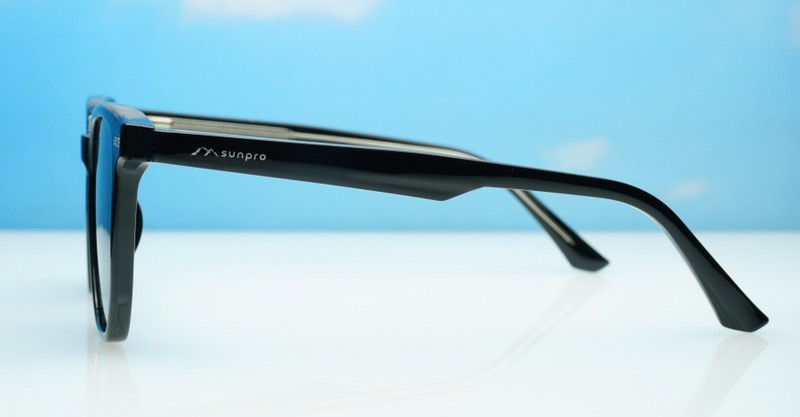 Jupiter women's polarised sunglasses in a medium frame with inner core wire temples