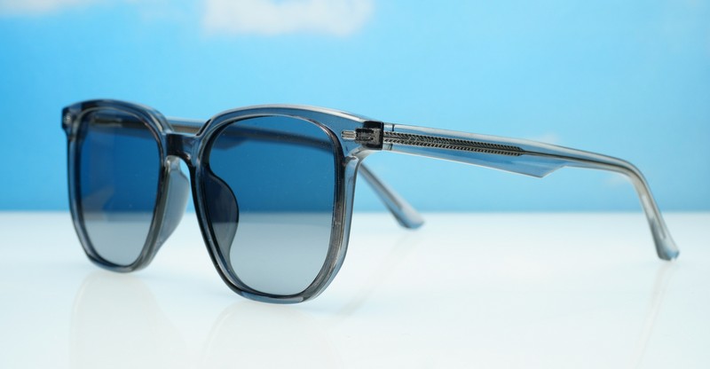 Jupiter women's polarised sunglasses in a medium frame with inner core wire temples