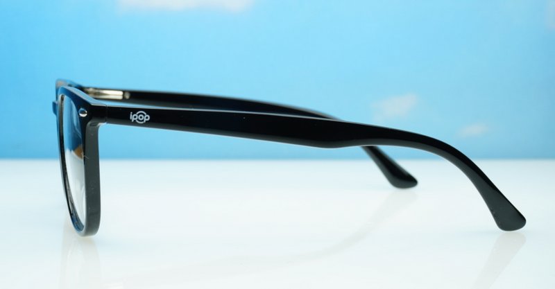 Classic round unisex blue light glasses with silver accents and flexible steel hinges