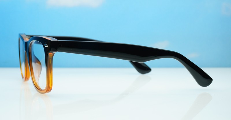 Vintage wayfarer anti blue light glasses with silver pip detailing and wire-core temples