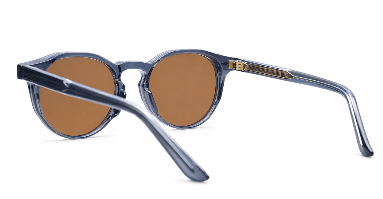Classic tortoise round UV400 sunglasses with silver accents and dark brown lenses