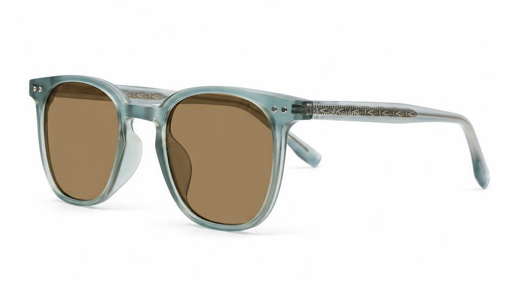 iPOP Solara polarised wayfarer sunglasses in with dark grey lenses