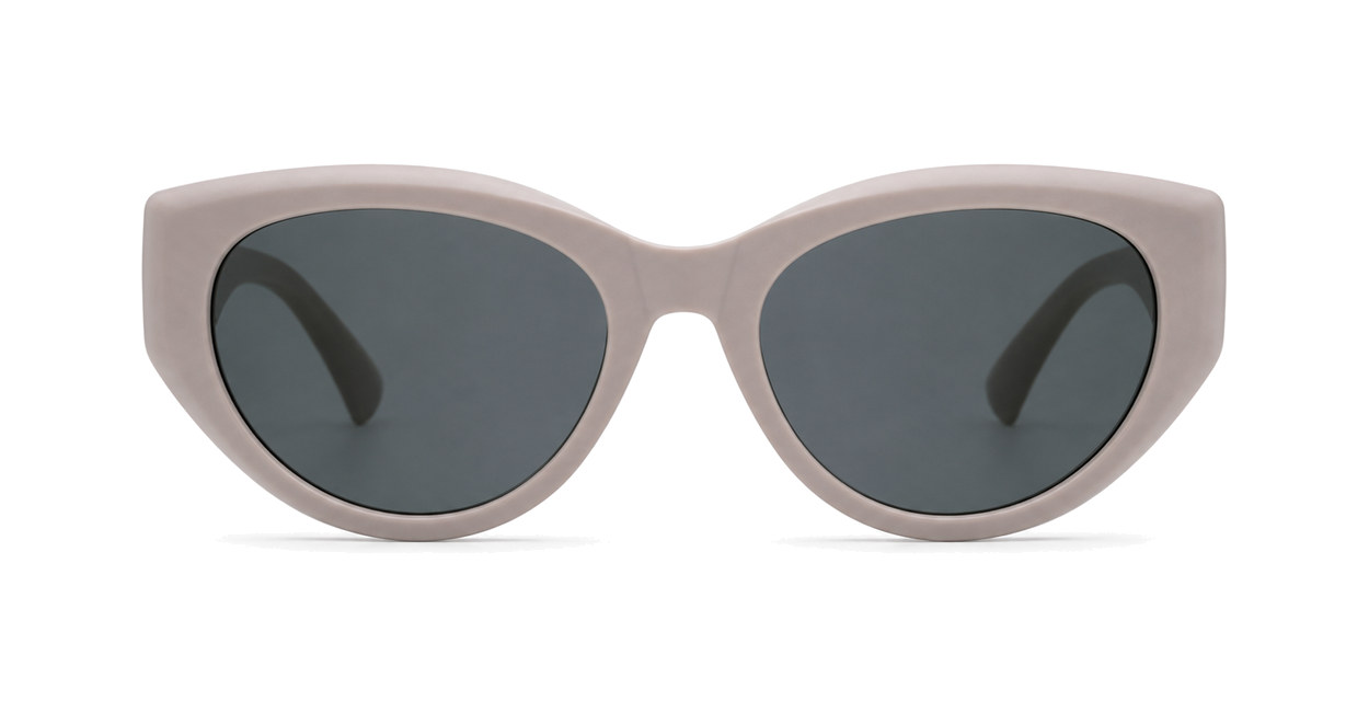 Vintage cat eye sunglasses with gold medallion temple detail
