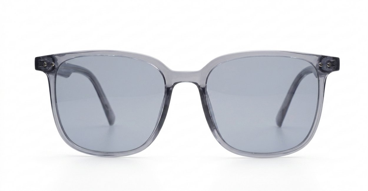 Avery women's polarised sunglasses clean feminine frame UV400