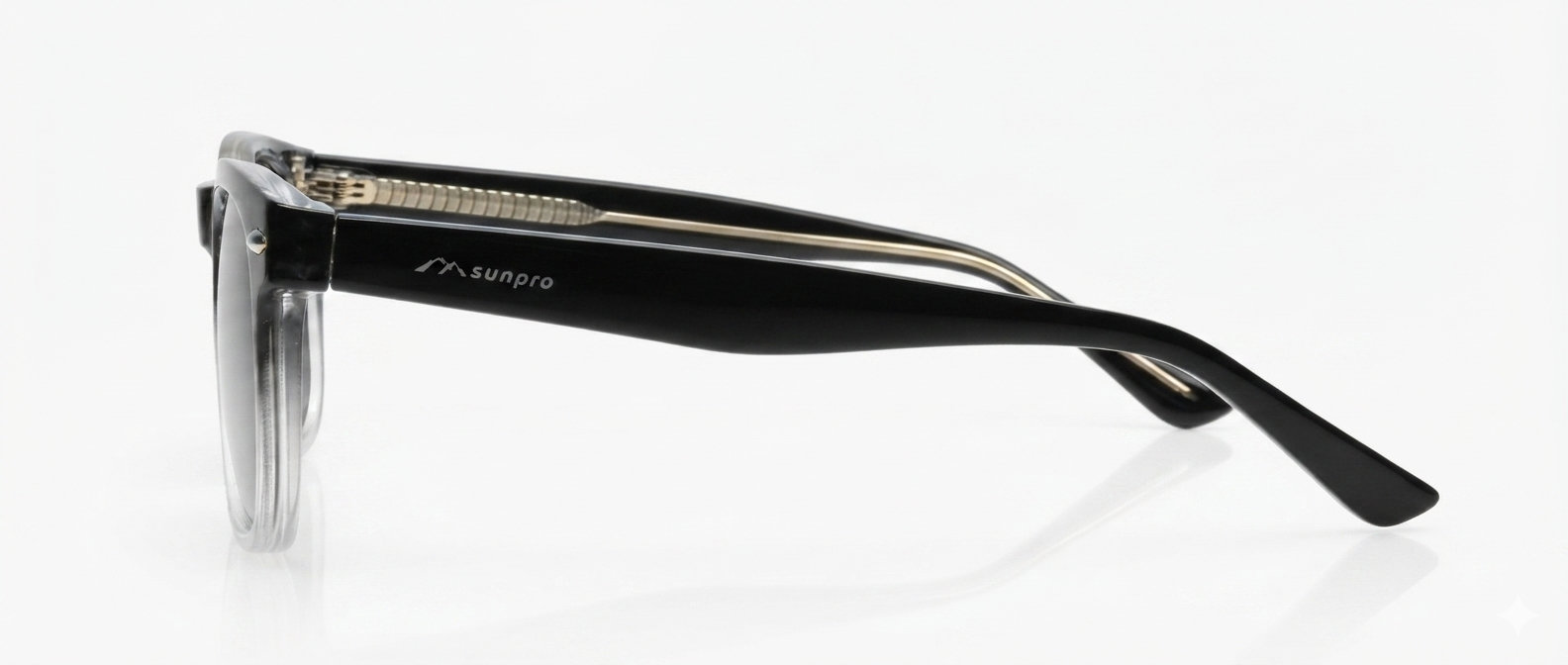 Maui Black wayfarer polarised sunglasses with black gradient frames superdark grey lenses and inner core wire temples