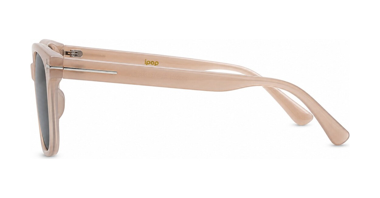Women's polarised sunglasses with rounded square frame and silver temple inlays