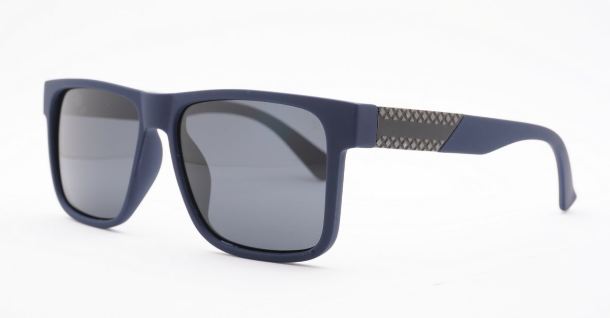 iPOP Reverb men's flat top polarised sunglasses with metal temple detailing