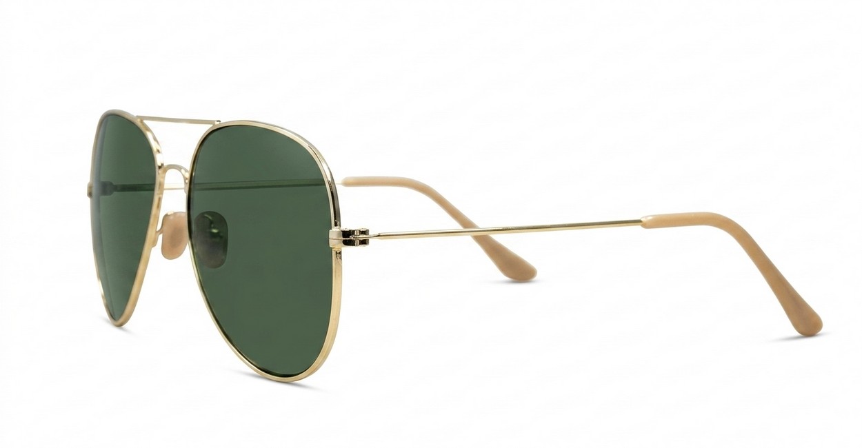 Classic gold metal aviator UV400 sunglasses with super dark G15 glass lenses