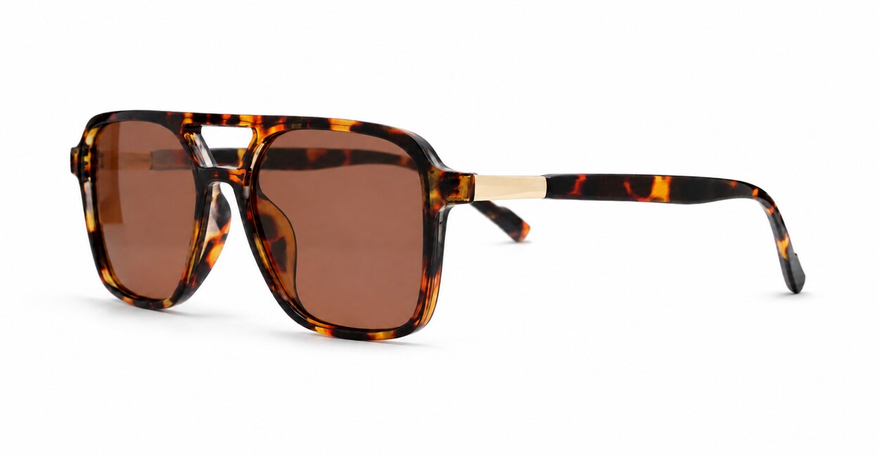 Classic squared aviator sunglasses with gold-tipped temples