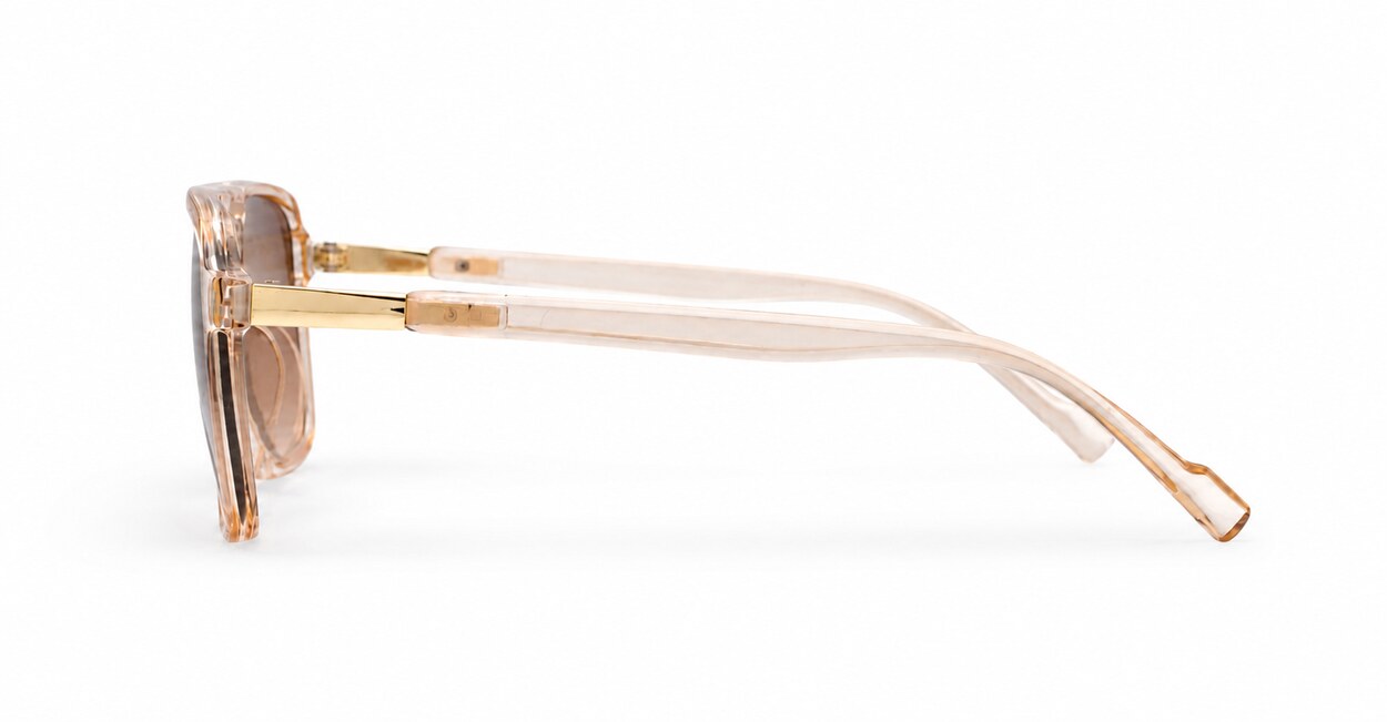 Classic squared aviator sunglasses with gold-tipped temples