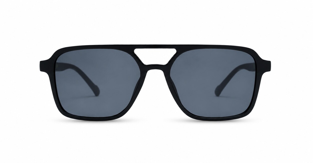 Classic squared aviator sunglasses with gold-tipped temples
