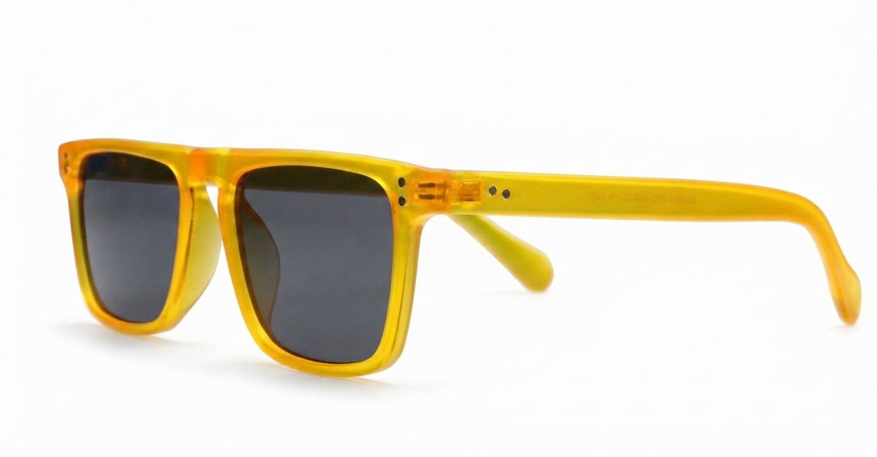 The Otis small retro flat-top UV400 sunglasses unisex in three colours with super dark lenses