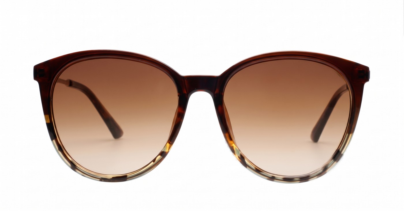 The Ruby oversized round UV400 sunglasses with gold metal temples and gradient lenses