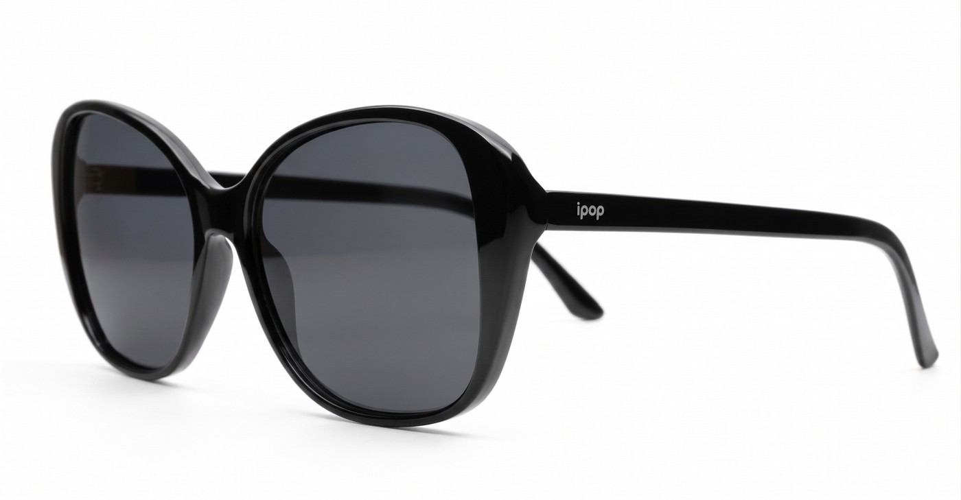 The Zaro bug-style UV400 sunglasses with generous coverage and stainless steel hinges