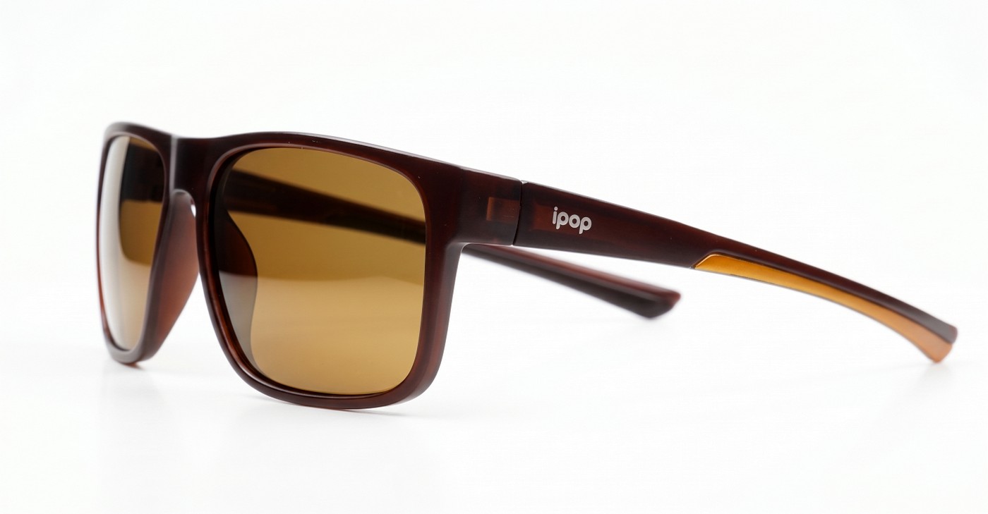Polycarbonate wrap-around polarised sunglasses in slim fit profile