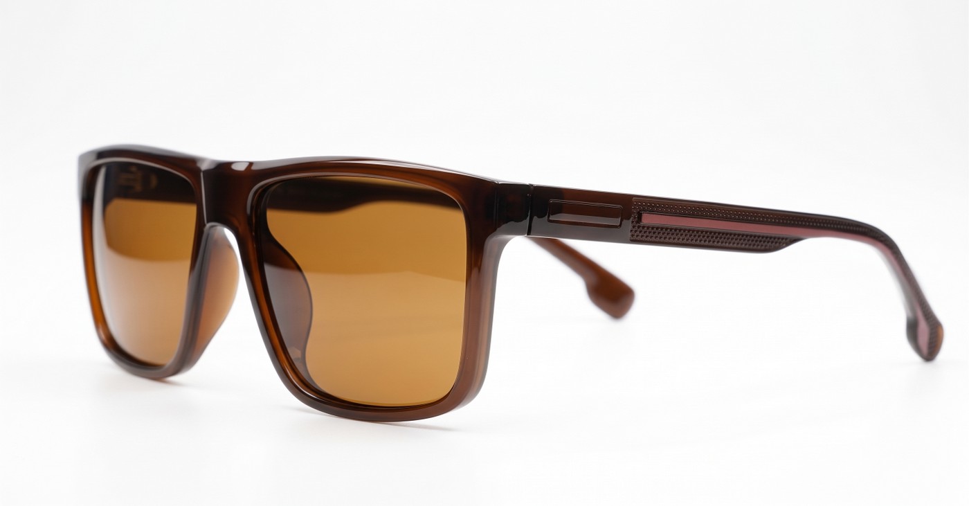 Ridge polarised sunglasses polycarbonate frames metal temple detailing