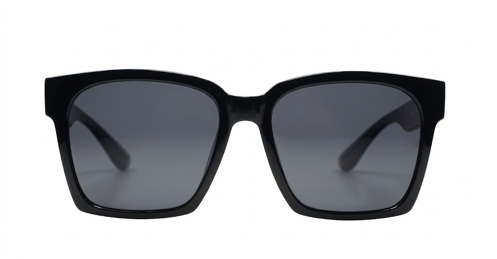 Bold women's polarised sunglasses in medium fit — Skye frame by iPOP