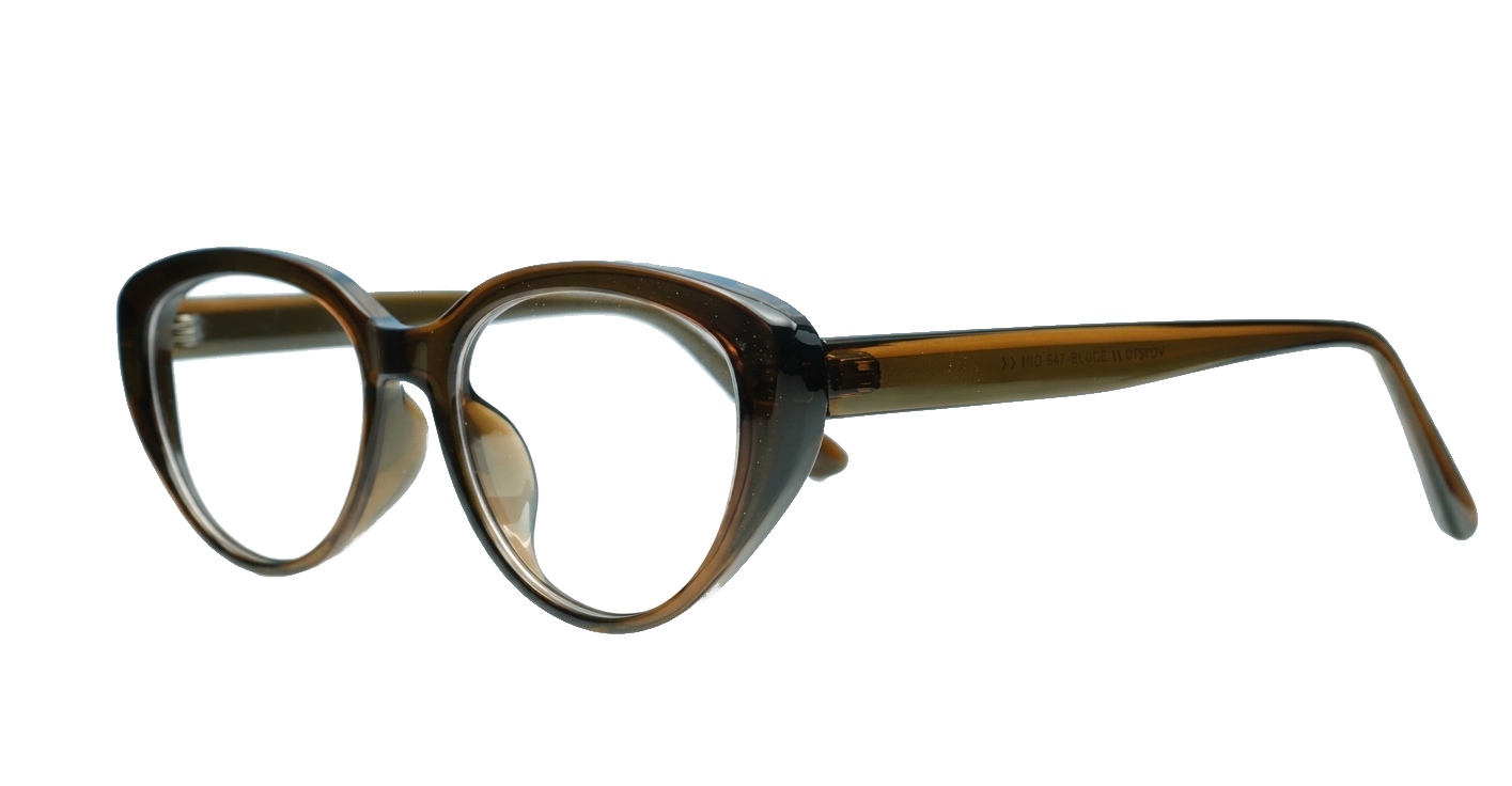 Cat-eye vintage-style anti blue light glasses with silver detailing and steel hinges