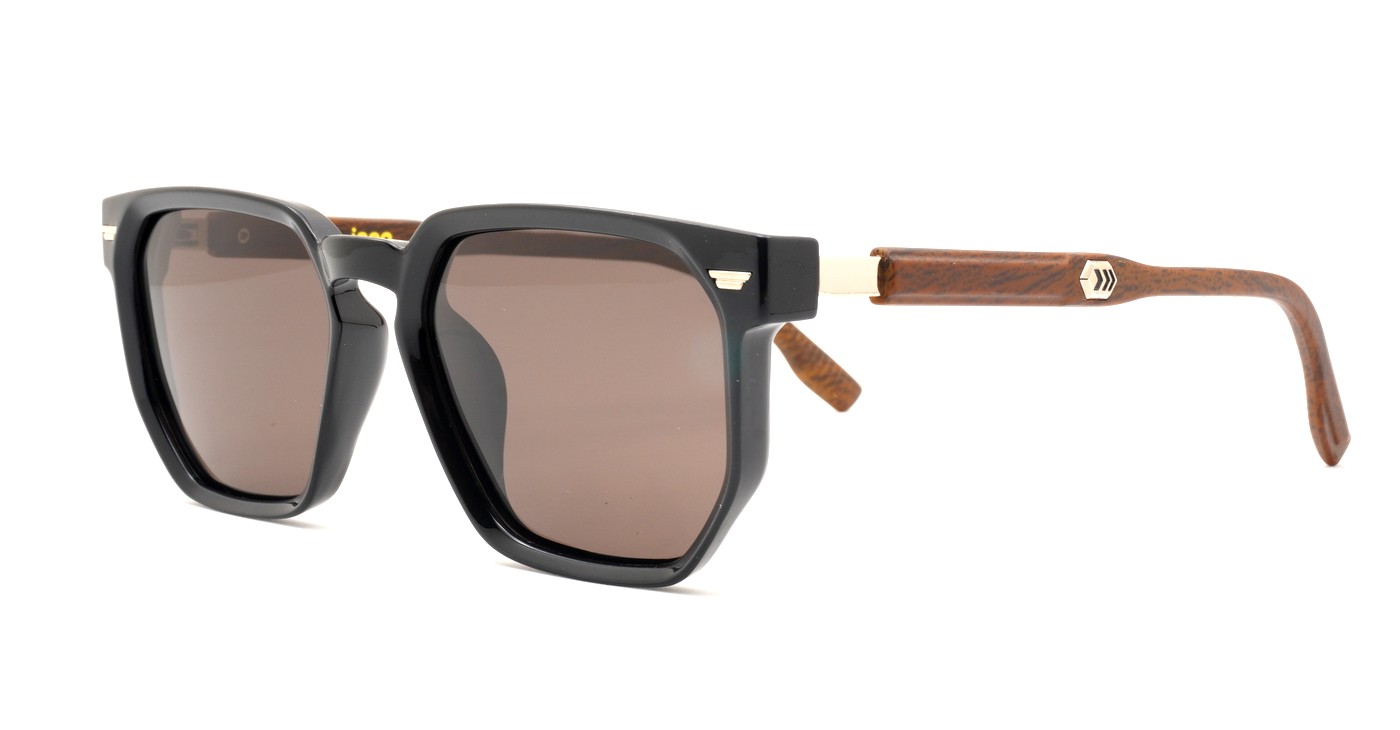 Classic unisex polarised sunglasses with gold accents and faux wood temples