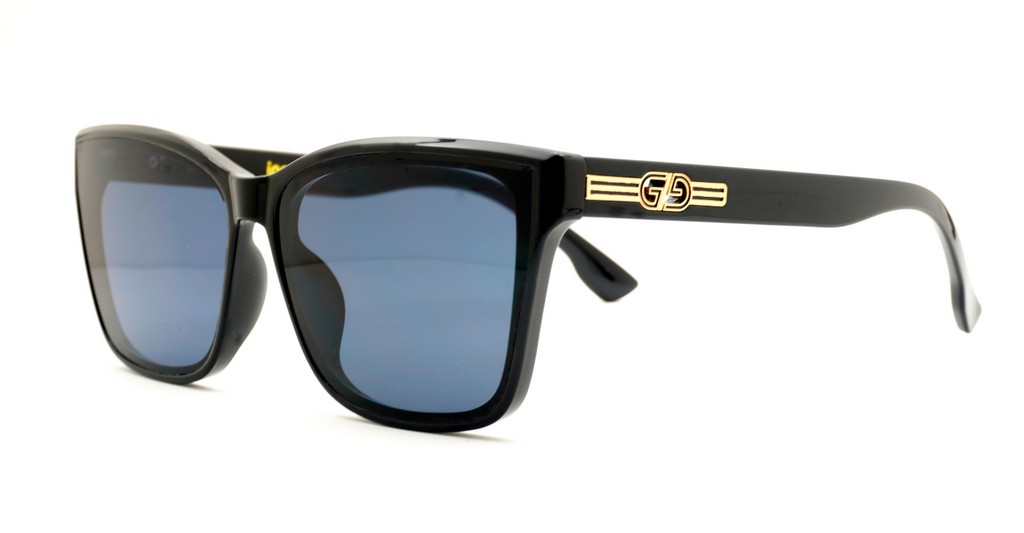 intage classic sunglasses with gold temple accents and UV400 lenses, NZ