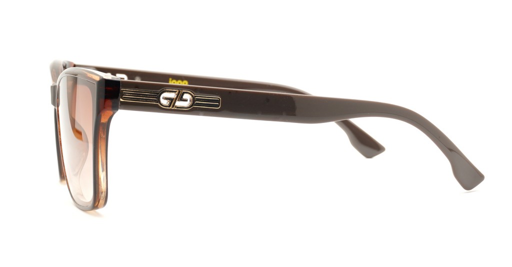 intage classic sunglasses with gold temple accents and UV400 lenses, NZ